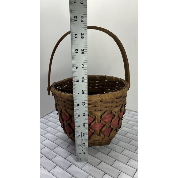 Handmade Curly Berry Basket Round With Handle Natural & Red Farmhouse Country - Picture 10 of 12